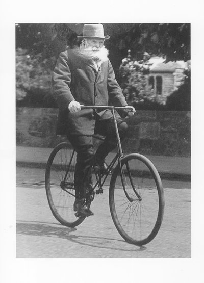 John Boyd Dunlop (1840-1921) von English Photographer